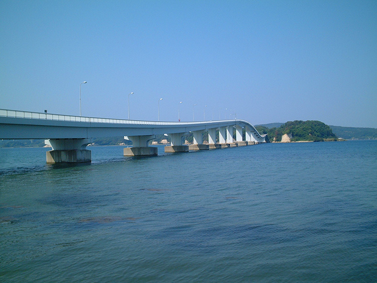 能登島大橋